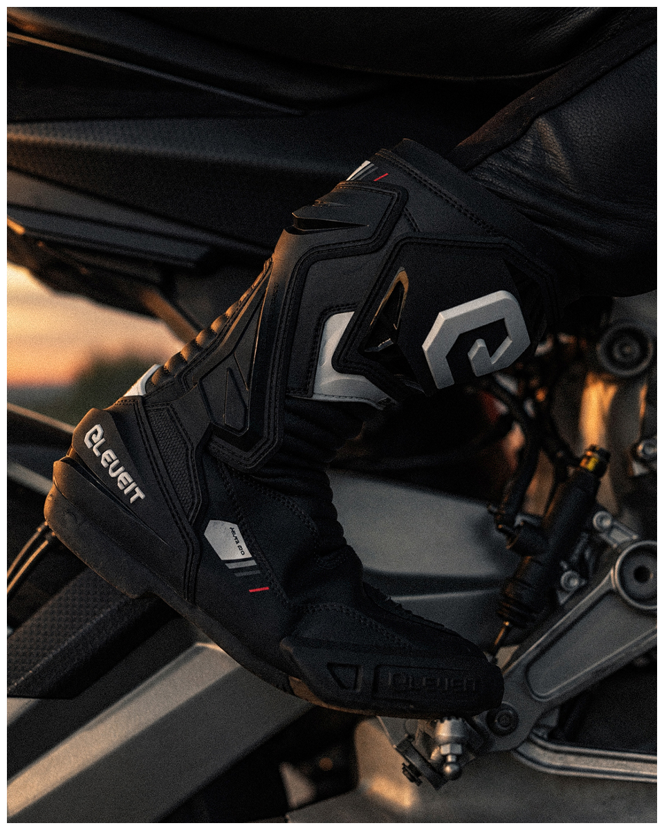 Boot detail
